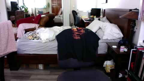 Snapshot of chemicalrain9876 chatting on 10-04-25, 04:27 chemicalrain9876 online show from 10-04-25, 04:27