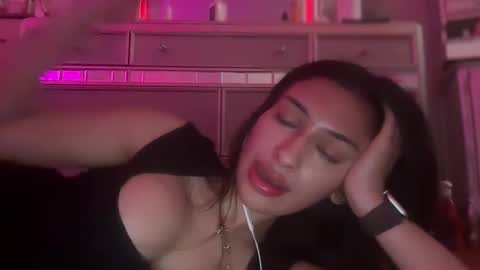 Snapshot of cherliecarmen chatting on 12-27-24, 09:22 cherliecarmen online show from 12-27-24, 09:22