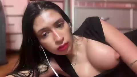 Snapshot of cherliecarmen chatting on 01-18-25, 03:49 cherliecarmen online show from 01-18-25, 03:49