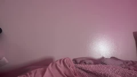 Snapshot of cherliecarmen chatting on 02-26-25, 01:43 cherliecarmen online show from 02-26-25, 01:43
