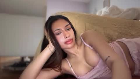 Snapshot of cherliecarmen chatting on 10-16-25, 02:23 cherliecarmen online show from 10-16-25, 02:23