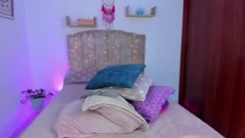 cherries_and_wine_ online show from 12-02-24, 07:16