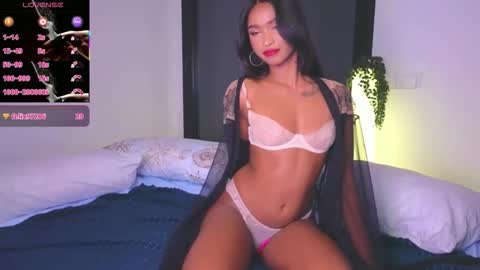 Kate online show from 10-10-25, 06:18