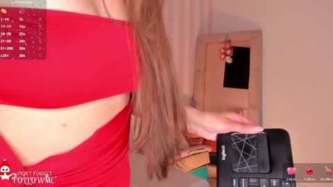 Snapshot of cherry_blond_ chatting on 12-06-24, 12:12 Cherry online show from 12-06-24, 12:12