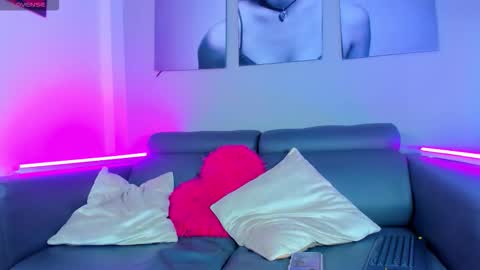 cherry_gate online show from 12-18-25, 08:42