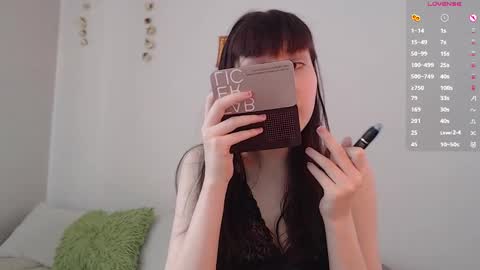 Snapshot of cherry_hazzze chatting on 02-24-25, 09:10 Cheryl online show from 02-24-25, 09:10