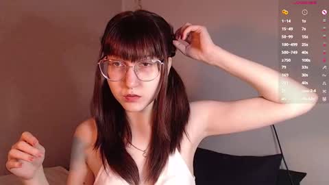 Snapshot of cherry_hazzze chatting on 03-07-25, 01:29 Cheryl online show from 03-07-25, 01:29