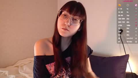 Snapshot of cherry_hazzze chatting on 03-10-25, 04:25 Cheryl online show from 03-10-25, 04:25