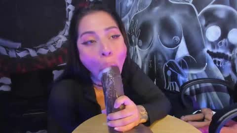 cherry jenklins87 online show from 05-25-26, 02:23