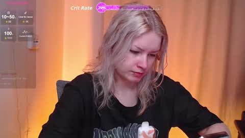 Snapshot of cherry_night666 chatting on 11-06-25, 01:17 Morty online show from 11-06-25, 01:17