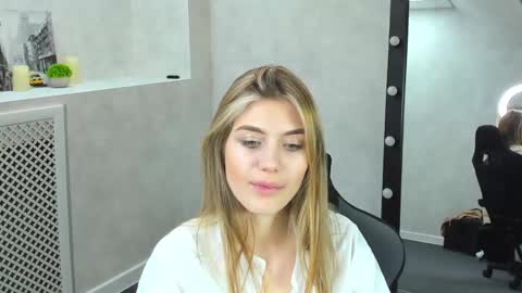 cherry_pr1ce online show from 12-23-24, 03:18