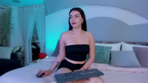 Cherry online show from 03-30-26, 07:37