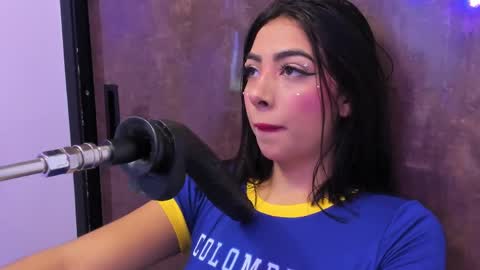 Snapshot of cherry_skinny_ chatting on 05-22-26, 04:08 ANNY online show from 05-22-26, 04:08