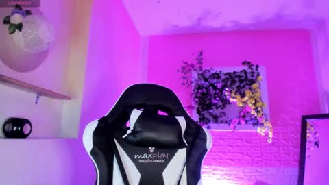     online show from 02-10-26, 11:58