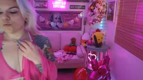 CherryBombBomb online show from 02-11-25, 07:12