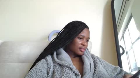 Cherryblossom2002 online show from 10-18-25, 11:00