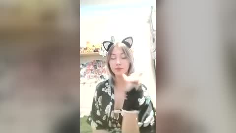 Cherry online show from 08-09-26, 05:40