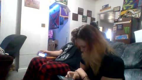 Snapshot of cherrybomb454 chatting on 11-07-25, 04:40 cherrybomb454 online show from 11-07-25, 04:40