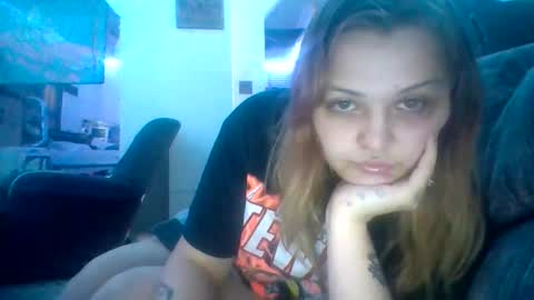 Snapshot of cherrybomb454 chatting on 11-11-25, 03:23 cherrybomb454 online show from 11-11-25, 03:23