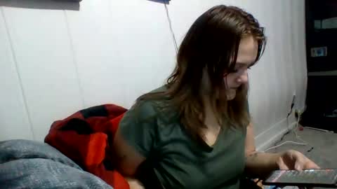 Snapshot of cherrybomb454 chatting on 11-28-25, 05:48 cherrybomb454 online show from 11-28-25, 05:48