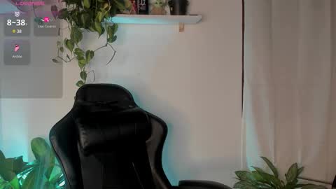 Snapshot of cherrybr_ chatting on 10-30-25, 02:35 Cherry Lady online show from 10-30-25, 02:35