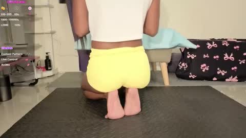 Cherry online show from 10-20-25, 02:23