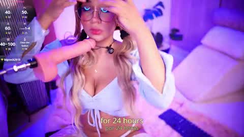 Cherry  online show from 10-07-25, 01:25