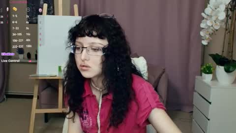 Isabel online show from 05-29-26, 07:34