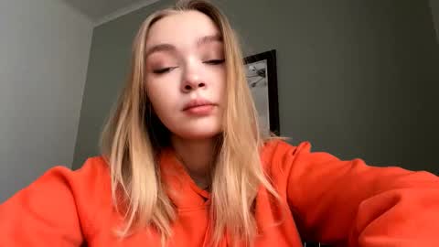 Lei online show from 12-18-25, 03:23