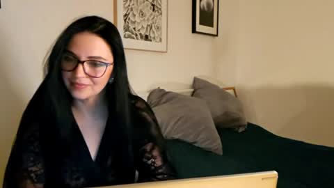 Kira online show from 05-20-26, 07:20