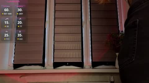 Lysia online show from 10-12-25, 11:09