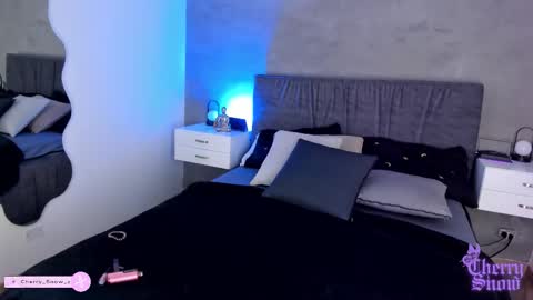 Cherry online show from 01-13-26, 05:02