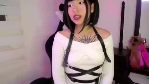 Cherry  online show from 02-14-25, 04:04