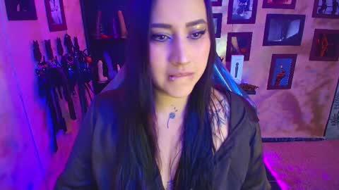cherry online show from 10-11-25, 05:00