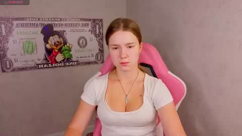 Snapshot of cherryyy_bliss chatting on 07-25-26, 12:53 Cherryyy Bliss online show from 07-25-26, 12:53