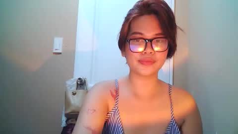 Snapshot of chesca_sweetie chatting on 02-04-26, 06:03 chesca online show from 02-04-26, 06:03