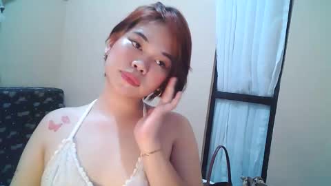 Snapshot of chesca_sweetie chatting on 03-12-26, 04:24 chesca online show from 03-12-26, 04:24