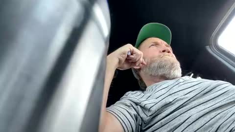 Snapshot of chevy_man1972 chatting on 02-14-25, 05:36 chevy_man1972 online show from 02-14-25, 05:36