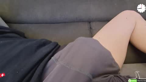 Snapshot of chezmonsieur_g chatting on 03-14-26, 07:41 Grey online show from 03-14-26, 07:41
