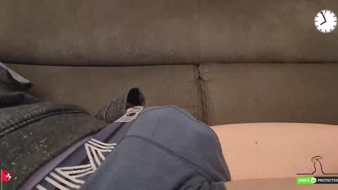 Snapshot of chezmonsieur_g chatting on 03-21-26, 06:55 Grey online show from 03-21-26, 06:55