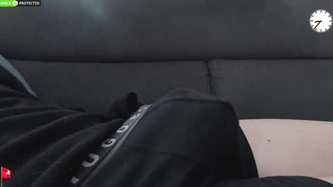 Snapshot of chezmonsieur_g chatting on 03-31-26, 06:36 Grey online show from 03-31-26, 06:36