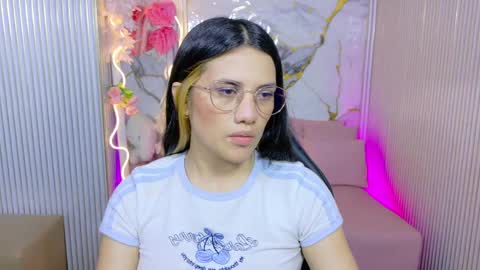 Chiara  online show from 05-27-26, 01:57