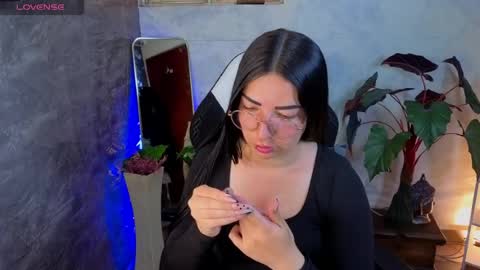Snapshot of chiaraa_fiore chatting on 07-28-26, 09:03 Chiara online show from 07-28-26, 09:03