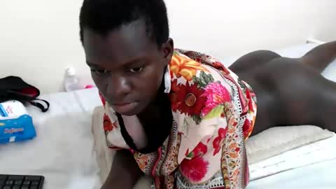 chichie_ online show from 04-10-26, 10:36