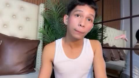 chick_renz online show from 06-01-26, 02:19