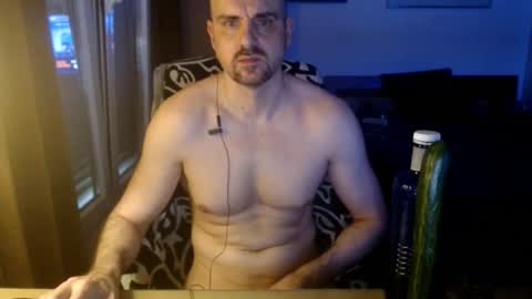 chicocam1983 online show from 05-25-26, 04:35