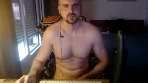 chicocam1983 online show from 07-18-26, 03:38