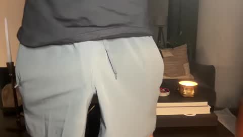 Snapshot of chiguy841 chatting on 02-17-25, 02:09 ChiGuy841 online show from 02-17-25, 02:09