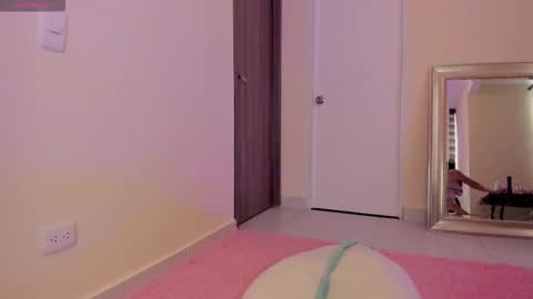 Snapshot of chihiro_11 chatting on 12-17-25, 12:44 chihiro_11 online show from 12-17-25, 12:44