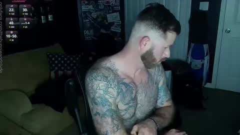 Snapshot of chillinthemosttt chatting on 01-29-25, 04:36 Chillinthemosttt online show from 01-29-25, 04:36